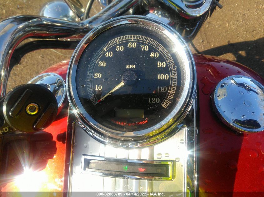 2013 HARLEY-DAVIDSON FLHR ROAD KING 1HD1FBM15DB665776