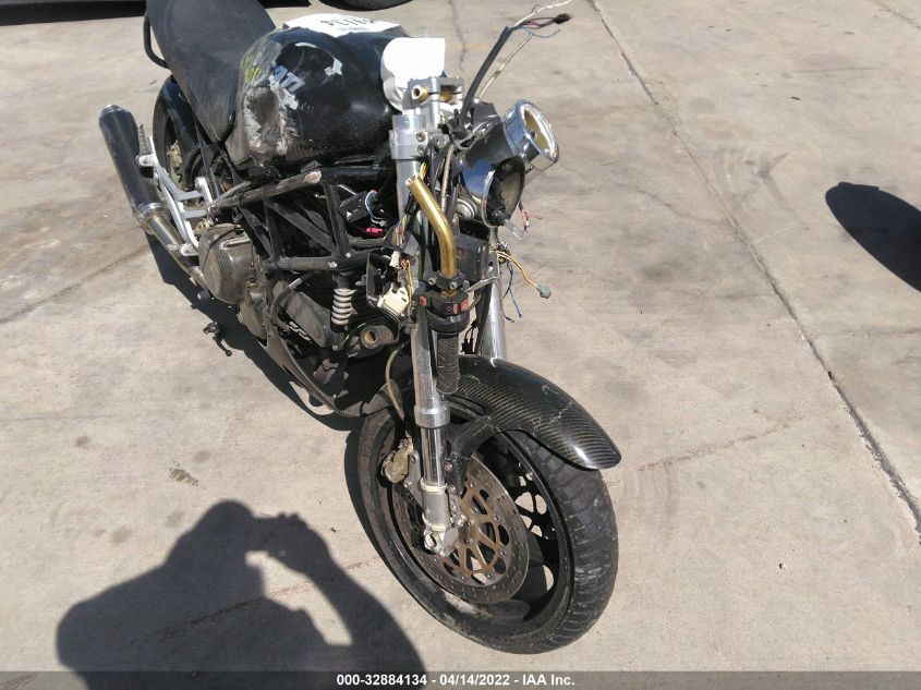 2001 DUCATI M750 ZDM1RC3L91B012398