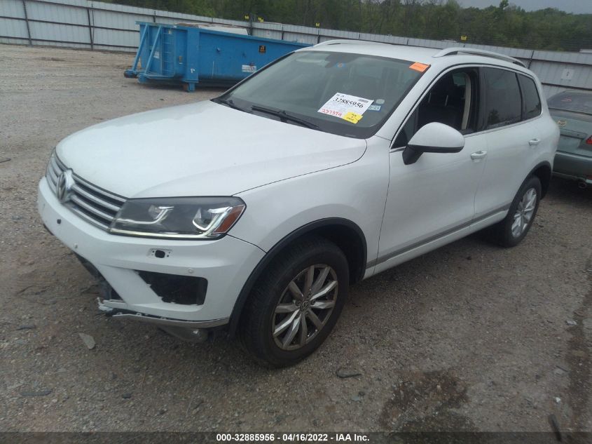 2015 VOLKSWAGEN TOUAREG SPORT W/TECHNOLOGY WVGEF9BP8FD001638