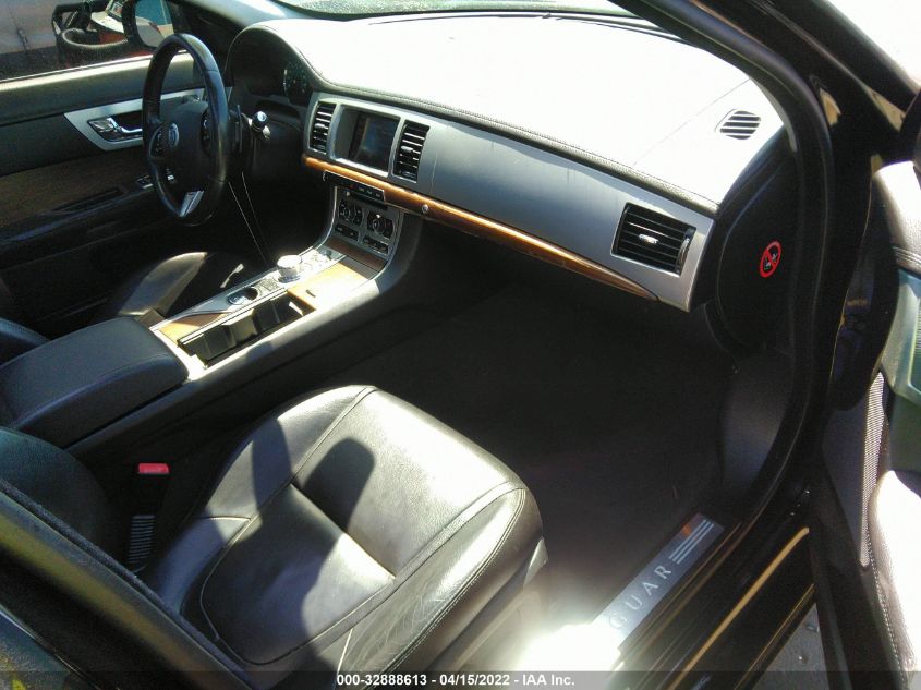 2013 JAGUAR XF I4 RWD SAJWA0ES0DPU01421