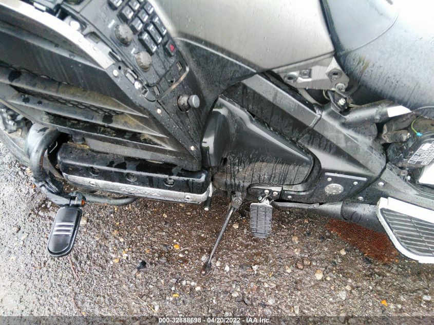 2015 HONDA GL1800 B JH2SC6819FK200220