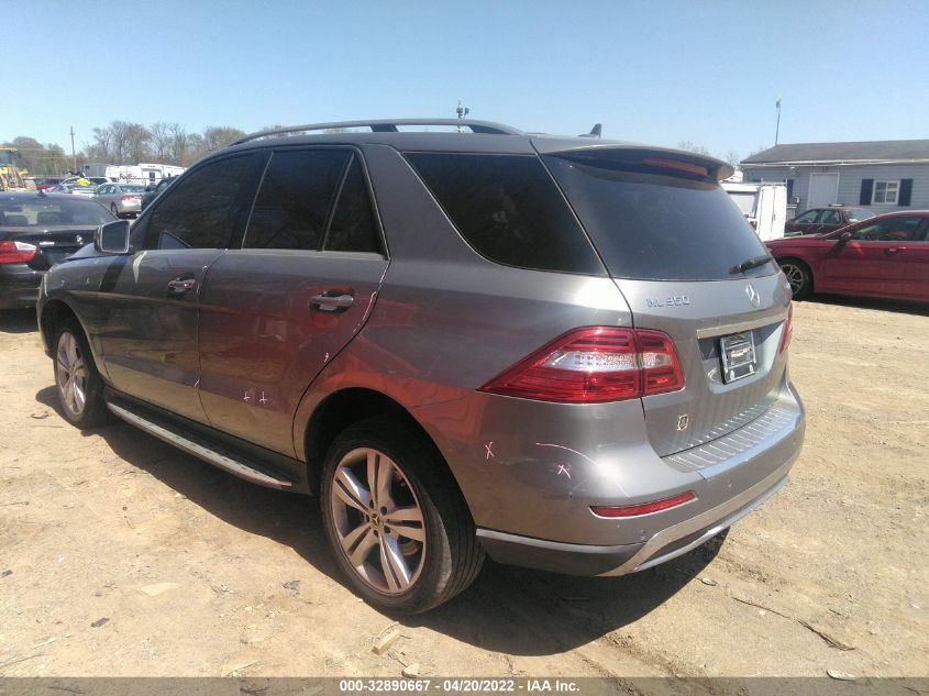 2013 MERCEDES-BENZ M-CLASS ML 350 4JGDA5HBXDA156690