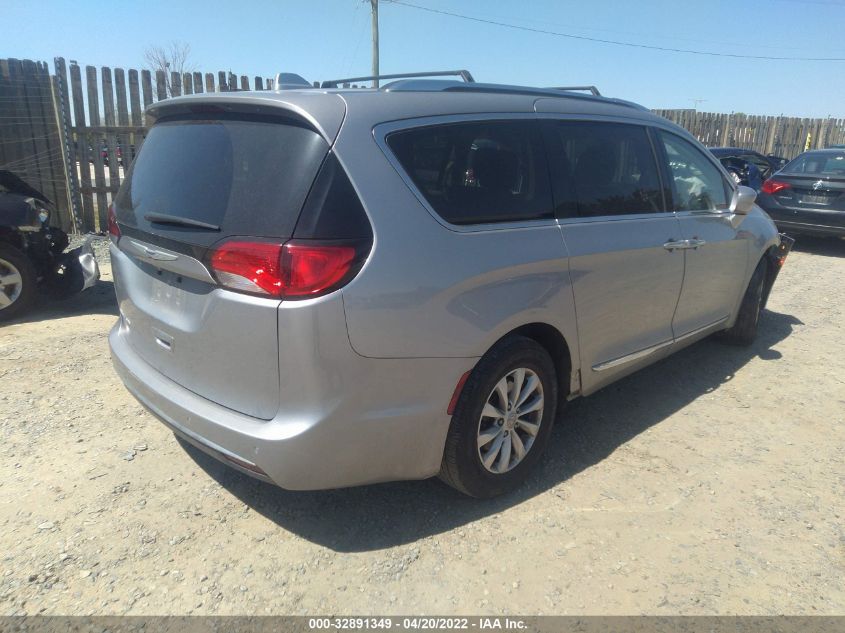2019 CHRYSLER PACIFICA TOURING L 2C4RC1BG7KR554708