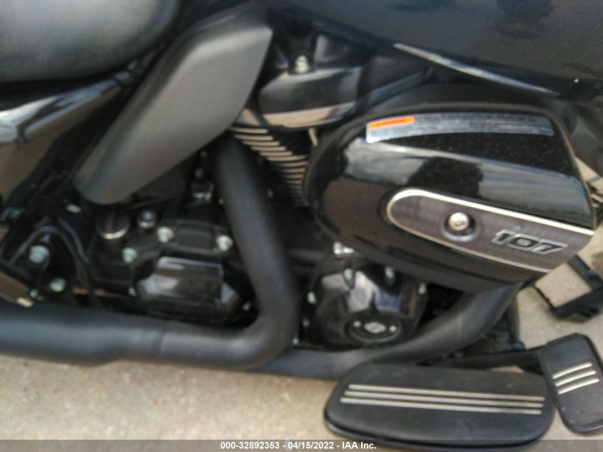 2018 HARLEY-DAVIDSON FLHRXS 1HD1KVC16JB683522