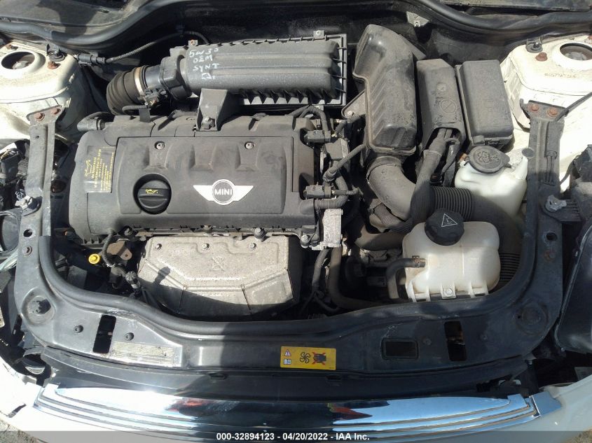 2013 MINI COOPER HARDTOP WMWSU3C52DT545916