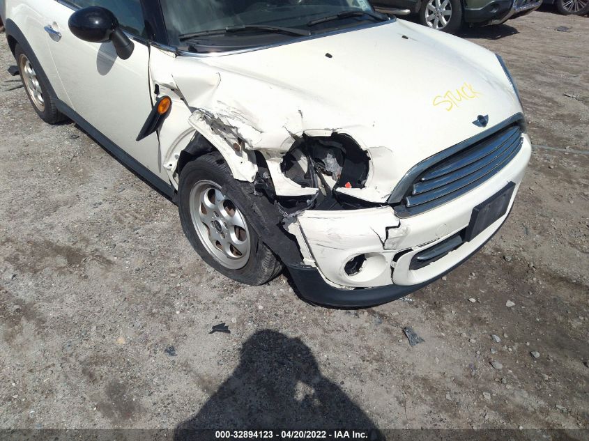 2013 MINI COOPER HARDTOP WMWSU3C52DT545916