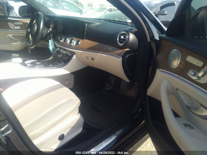 2017 MERCEDES-BENZ E-CLASS E 300 WDDZF4JB2HA175522