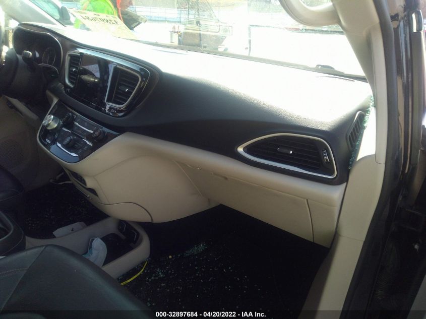 2017 CHRYSLER PACIFICA TOURING-L 2C4RC1BG4HR734091