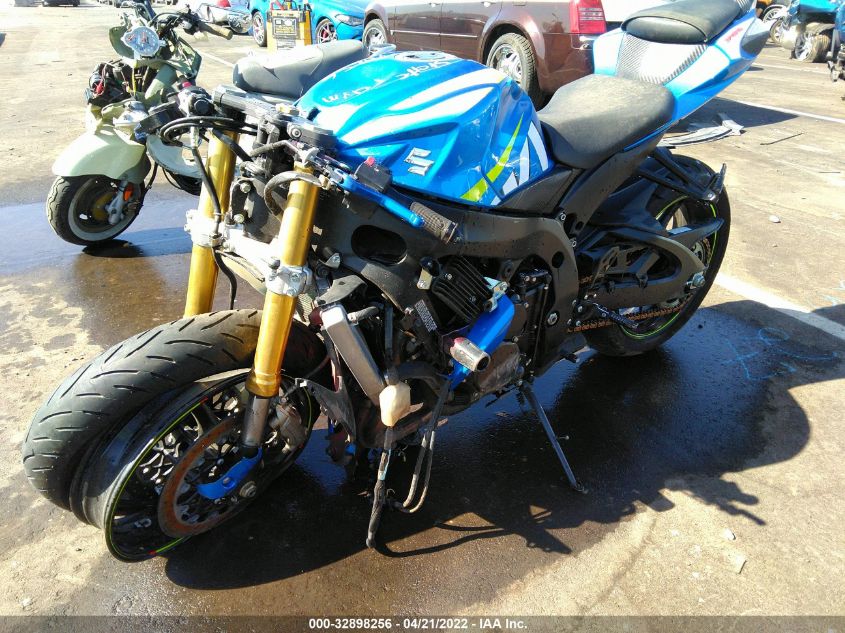 2016 SUZUKI GSX-R750 JS1GR7MA2G2100190