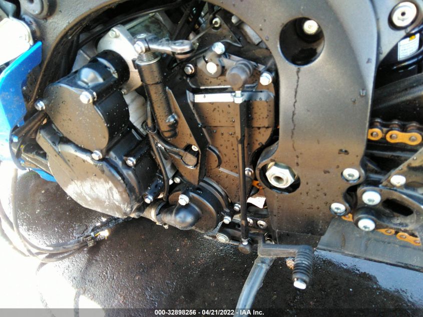 2016 SUZUKI GSX-R750 JS1GR7MA2G2100190
