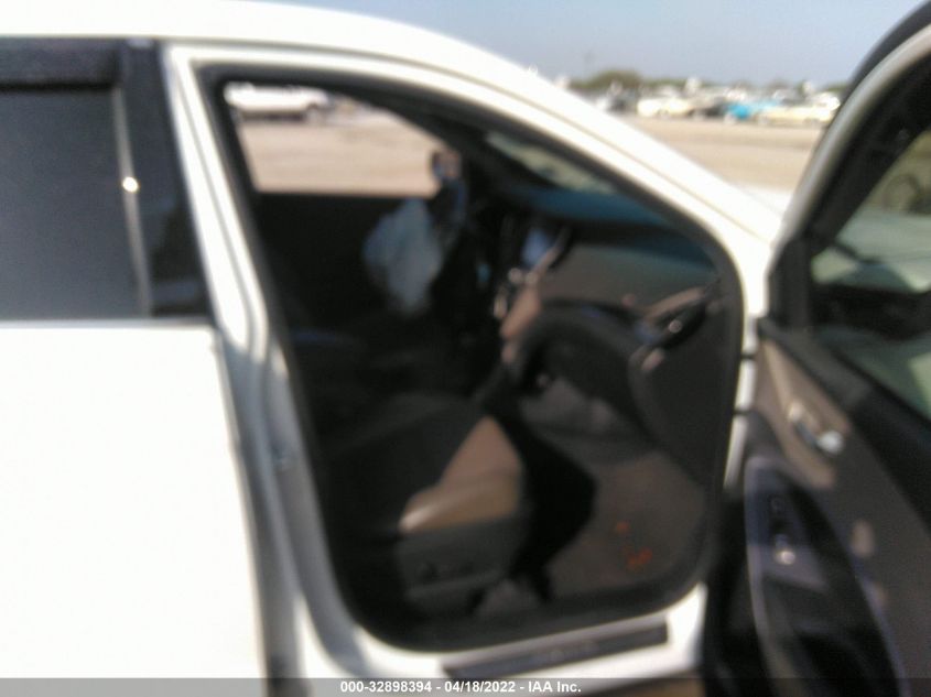 2013 HYUNDAI SANTA FE 5XYZU3LB8DG093487