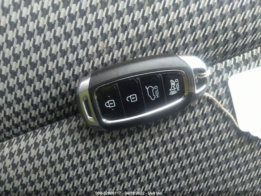 2018 HYUNDAI KONA SEL KM8K2CAA1JU082709
