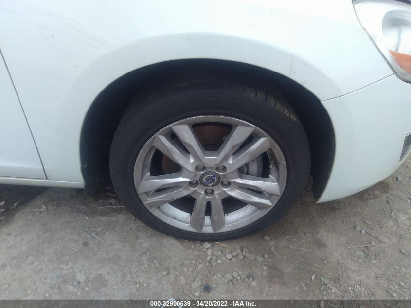 2013 VOLVO S60 T5 YV1612FS5D2188787