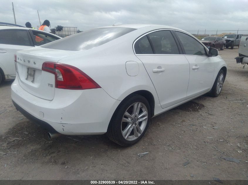 2013 VOLVO S60 T5 YV1612FS5D2188787
