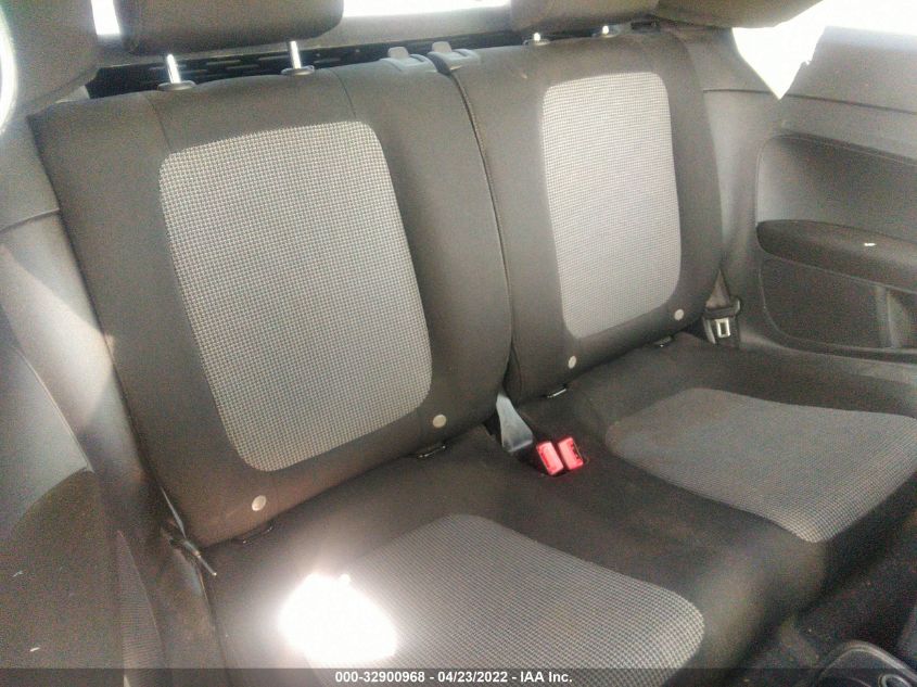 2018 VOLKSWAGEN BEETLE S/COAST 3VWFD7AT3JM702454