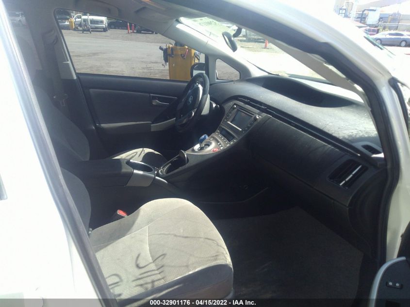 2015 TOYOTA PRIUS FOUR JTDKN3DU0F0476007