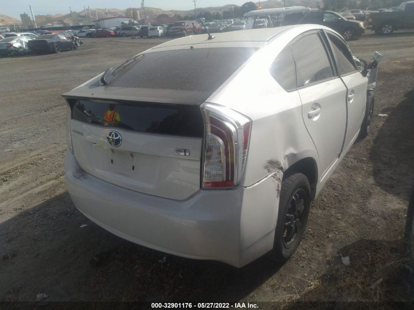 2015 TOYOTA PRIUS FOUR JTDKN3DU0F0476007