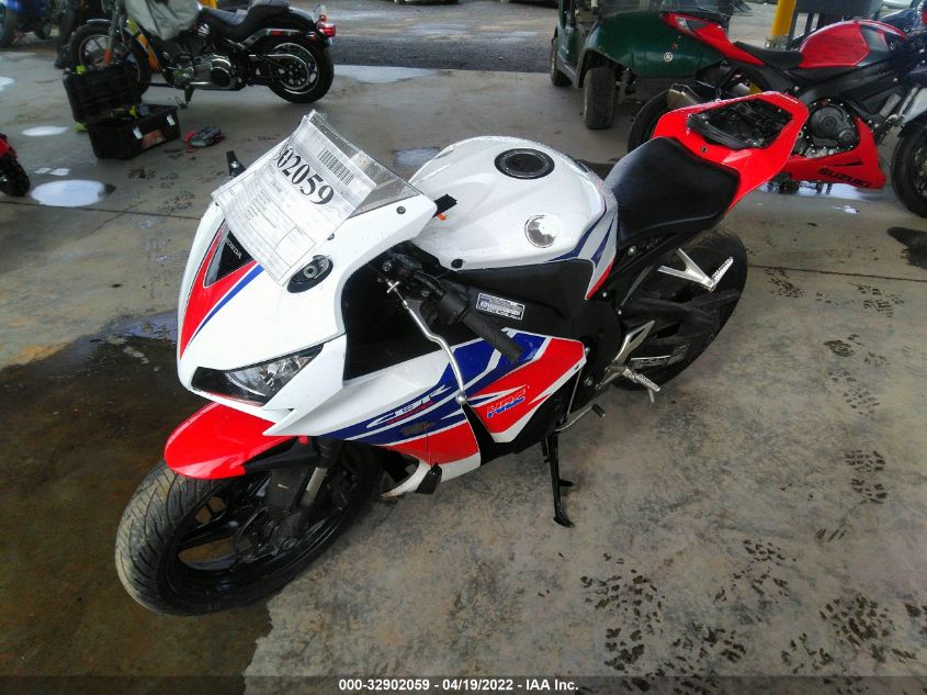 2015 HONDA CBR1000 RR JH2SC5905FK700102