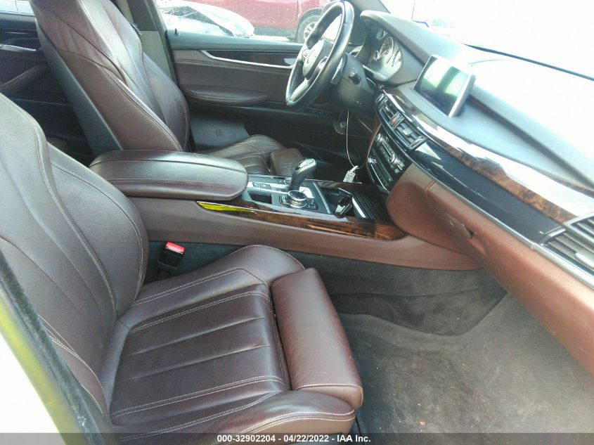 2014 BMW X5 SDRIVE35I 5UXKR2C57E0H32359