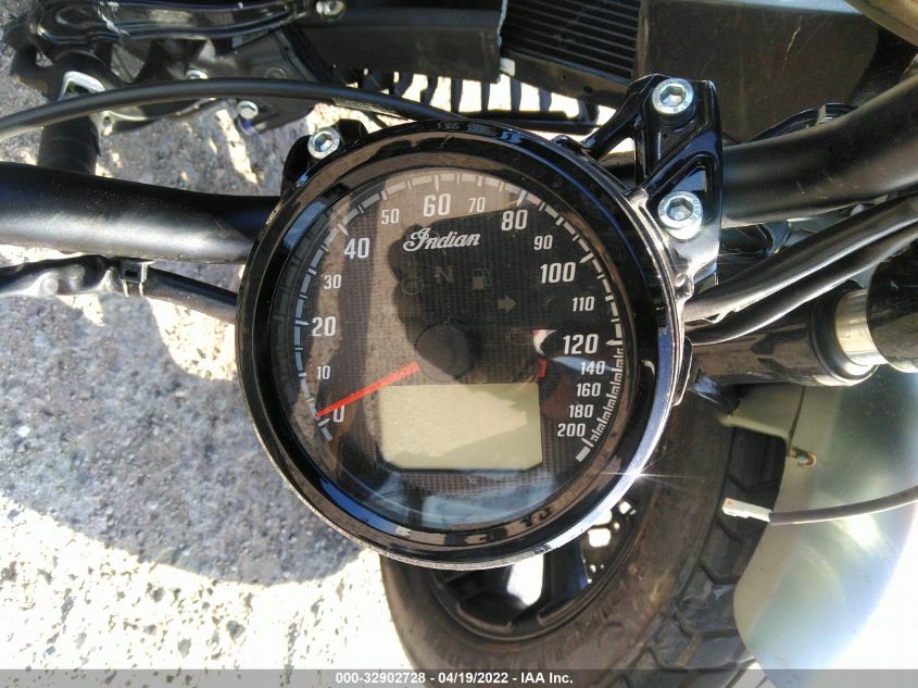 2021 INDIAN MOTORCYCLE CO. SCOUT BOBBER ABS 56KMTA008M3176338