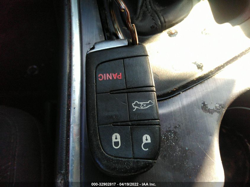2015 DODGE CHALLENGER SXT 2C3CDZAG2FH701410