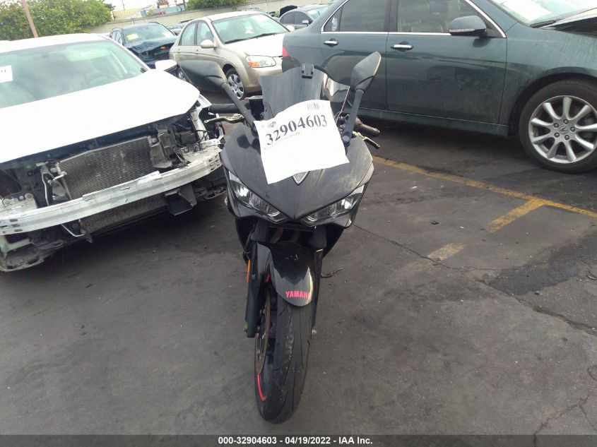2015 YAMAHA YZFR3 MH3RH06Y5FK003925