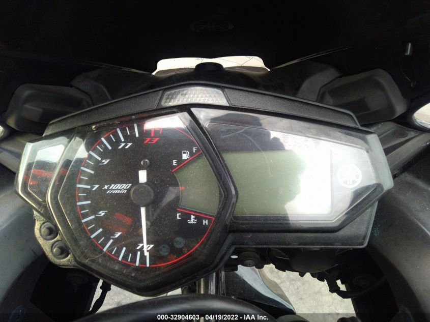 2015 YAMAHA YZFR3 MH3RH06Y5FK003925
