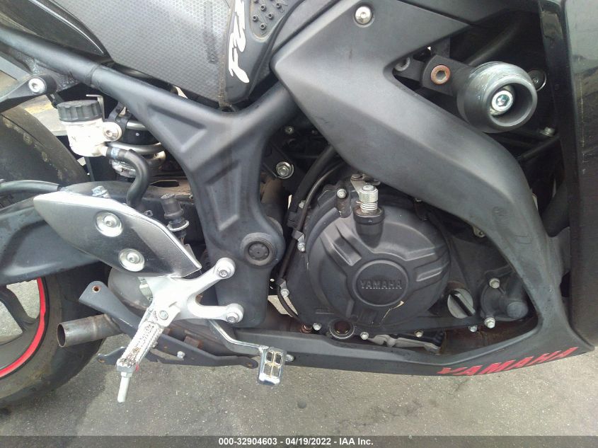 2015 YAMAHA YZFR3 MH3RH06Y5FK003925