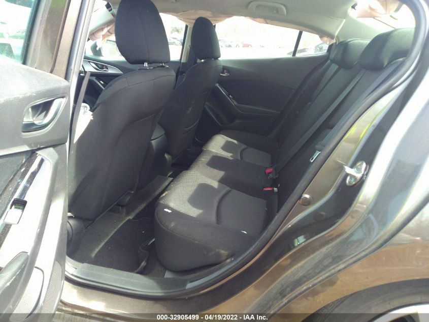 2017 MAZDA MAZDA3 4-DOOR SPORT 3MZBN1U79HM127035