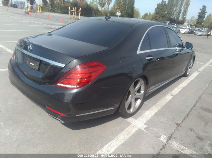 2016 MERCEDES-BENZ S-CLASS S 550 WDDUG8CB2GA209856