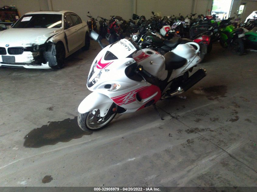 2018 SUZUKI GSX1300 RA JS1GX72B7J2100825