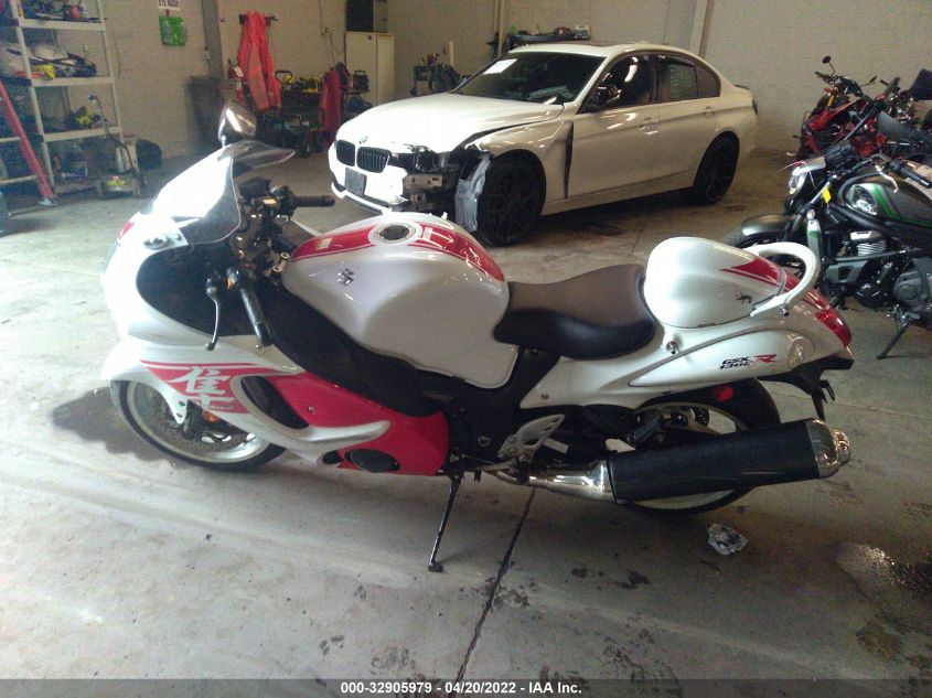2018 SUZUKI GSX1300 RA JS1GX72B7J2100825