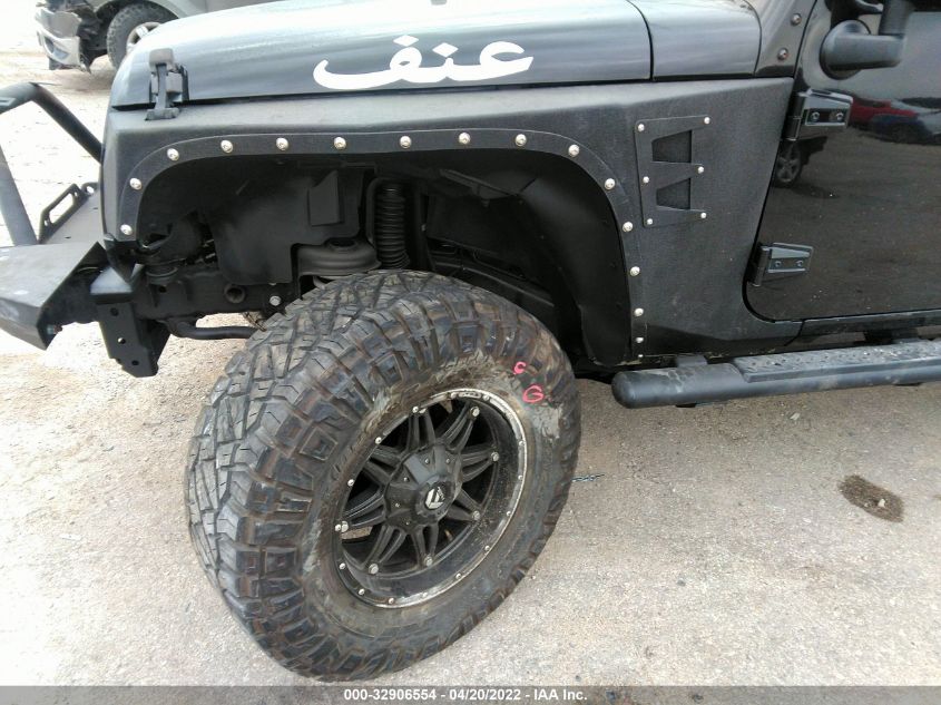 2016 JEEP WRANGLER UNLIMITED SPORT 1C4BJWDG2GL210463