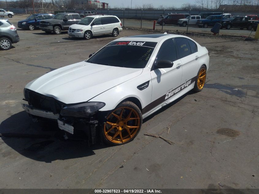 2013 BMW M5 WBSFV9C5XDC773742