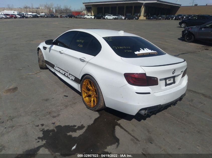 2013 BMW M5 WBSFV9C5XDC773742