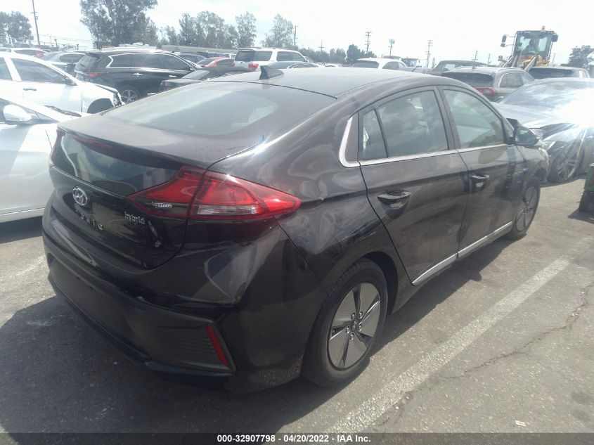2020 HYUNDAI IONIQ HYBRID SE KMHC75LC0LU195103
