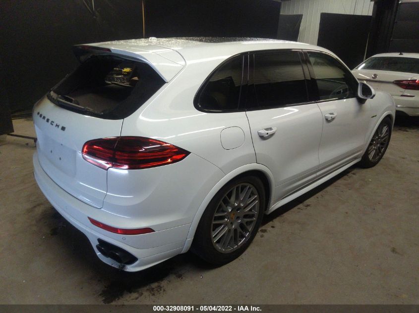 2018 PORSCHE CAYENNE SE HYBRID/PLATINUM WP1AE2A2XJLA71741