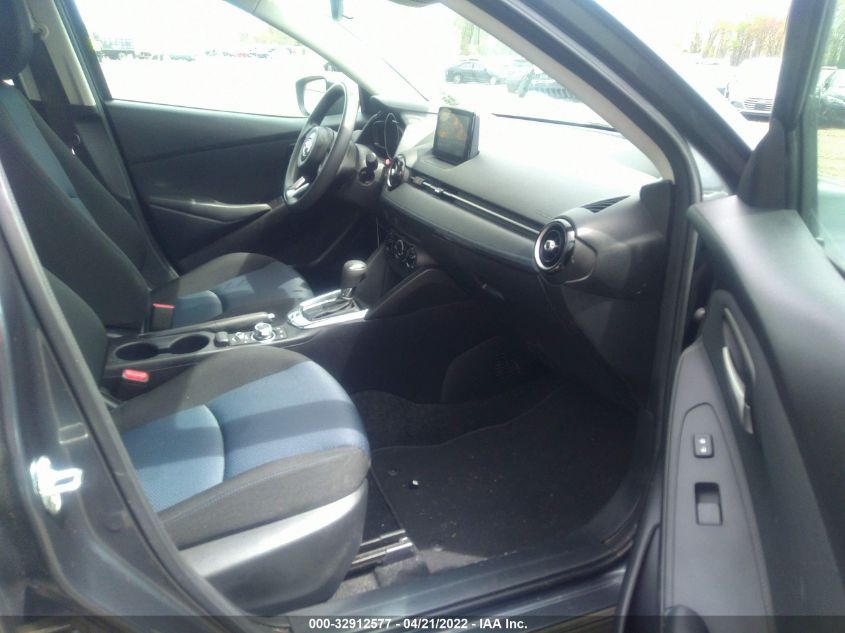 2019 TOYOTA YARIS SEDAN L/LE/XLE 3MYDLBYV6KY512506