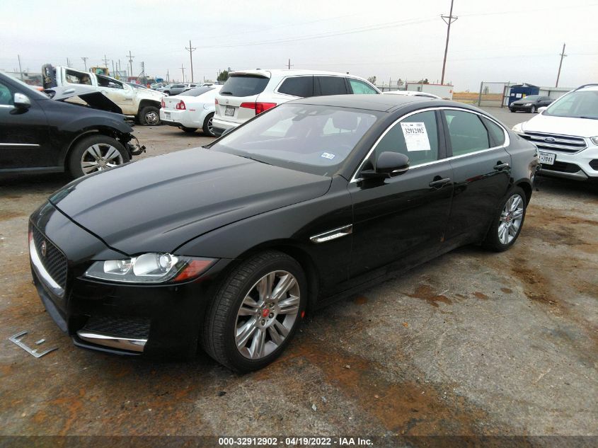 2017 JAGUAR XF 35T PREMIUM SAJBD4BV8HCY34770
