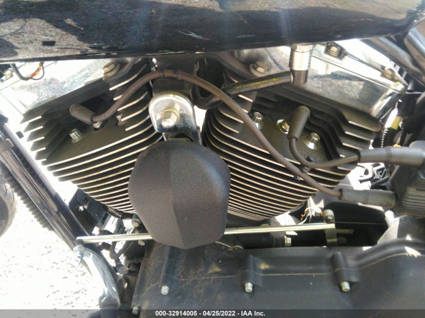 2010 HARLEY-DAVIDSON FXDWG 1HD1GP415AC311773