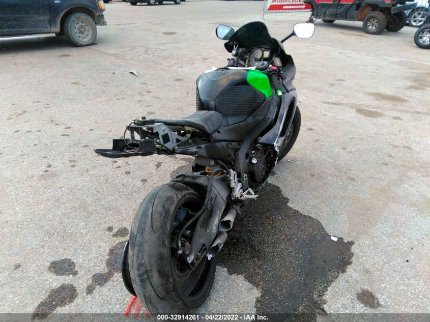 2008 SUZUKI GSX-R1000 JS1GT77A782107652