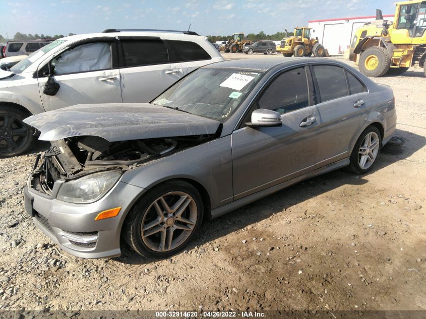 2013 MERCEDES-BENZ C-CLASS C 350 SPORT WDDGF5HB0DG088003