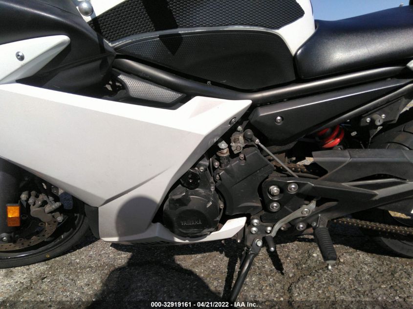 2009 YAMAHA FZ6 R/C JYARJ18Y09A000460