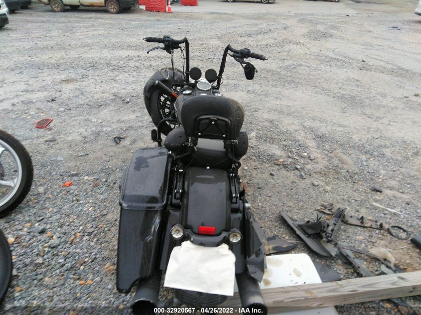 2017 HARLEY-DAVIDSON FLHRXS 1HD1KVC26HB665167