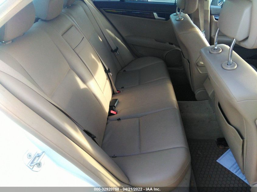 2013 MERCEDES-BENZ C-CLASS C 250 WDDGF4HB9DA773145