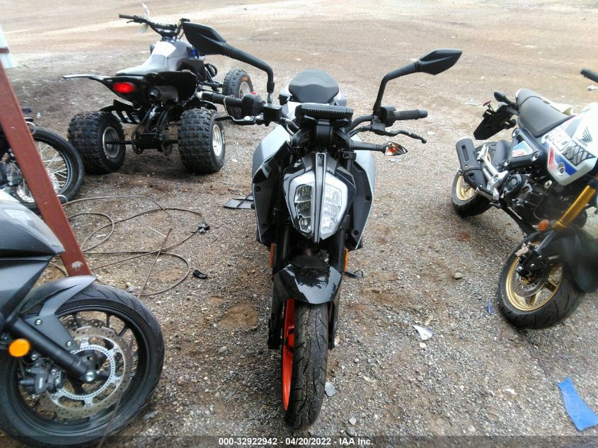 2021 KTM 390 DUKE MD2JPJ406MC286516