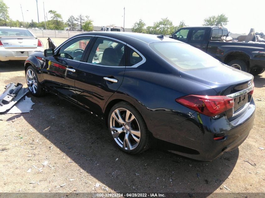 2018 INFINITI Q70 3.7 LUXE JN1BY1APXJM180037