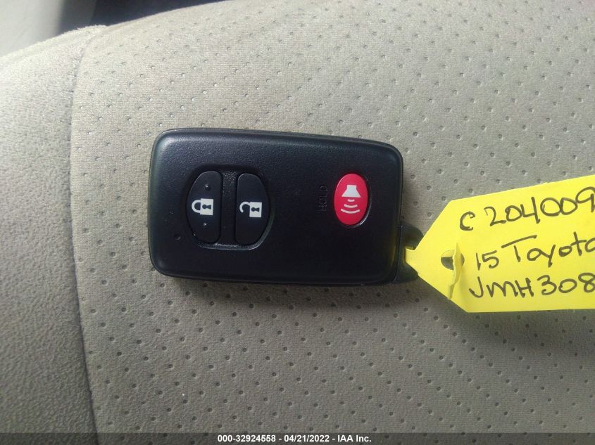 2015 TOYOTA PRIUS FOUR JTDKN3DU2F1926718