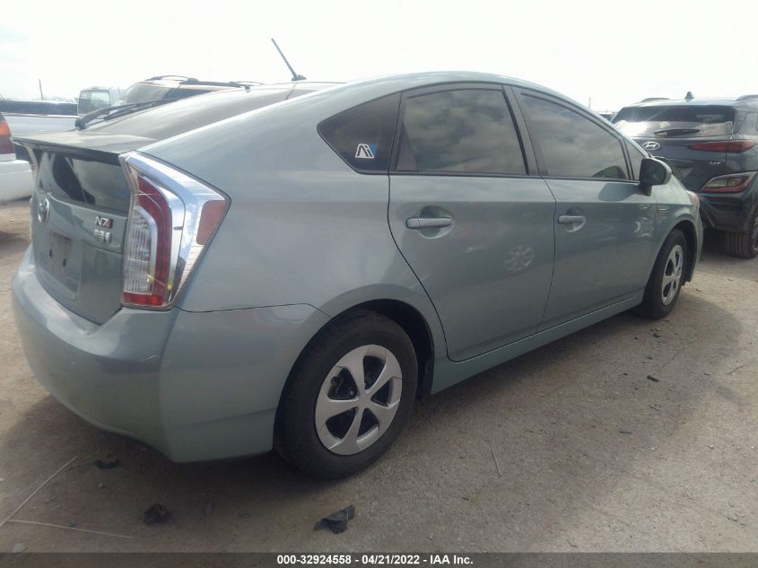 2015 TOYOTA PRIUS FOUR JTDKN3DU2F1926718