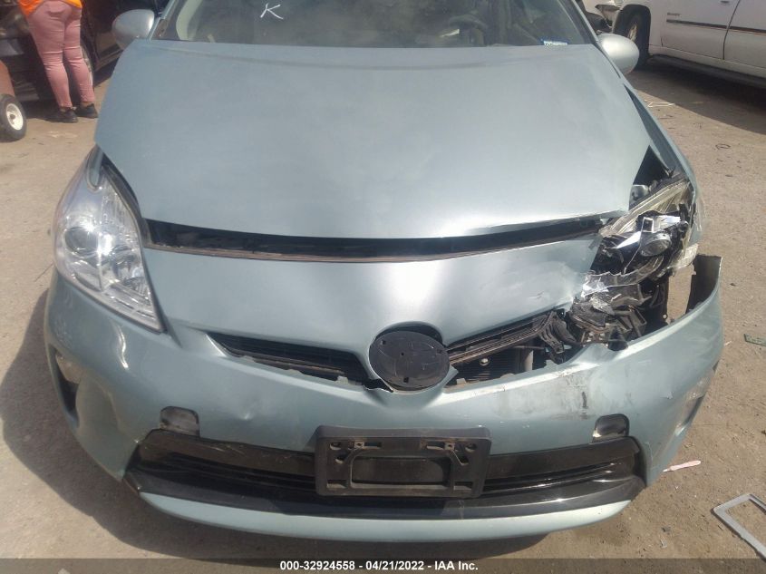 2015 TOYOTA PRIUS FOUR JTDKN3DU2F1926718